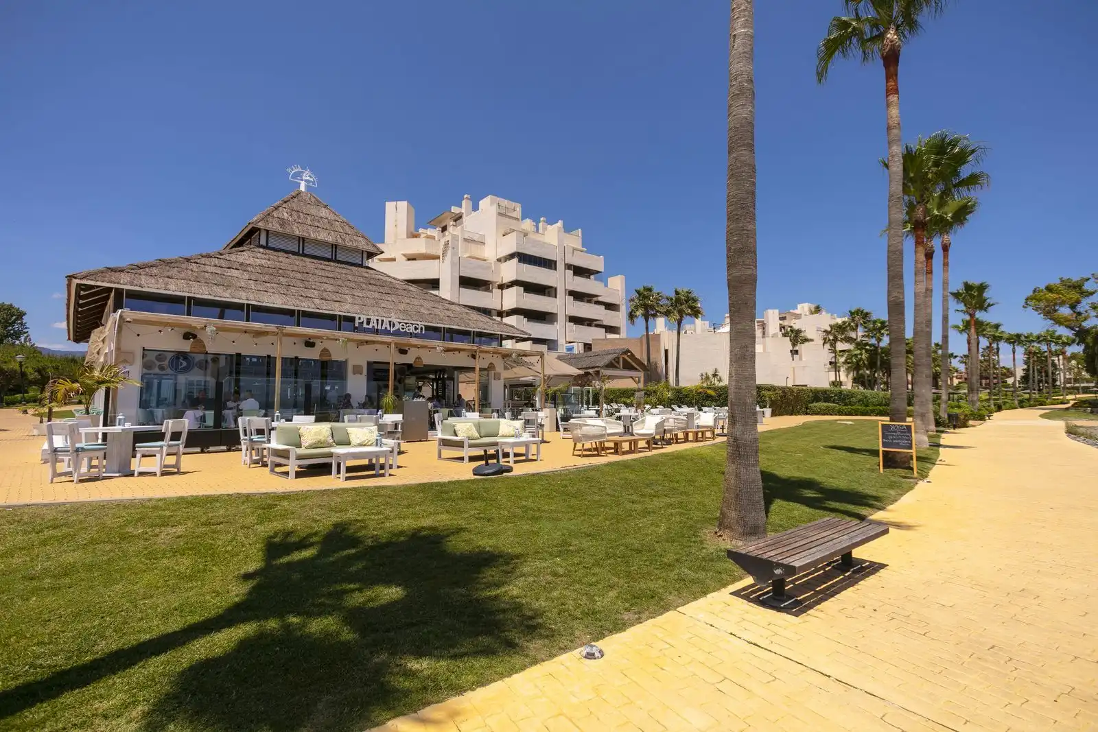 Dúplex en venda en Estepona amb Aire condicionat, Terrassa i Traster