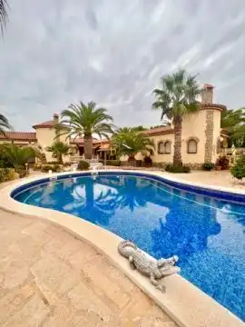Casa amb piscina en venda a Miami Platja, imagen 4