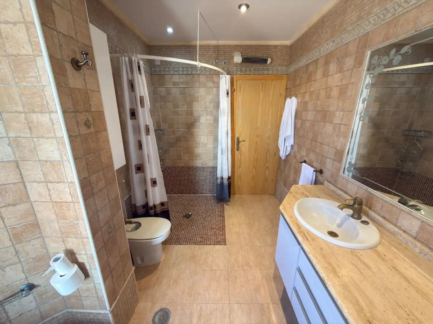 Detached house with pool for sale in Lugar MATANZA 292, imagen 24