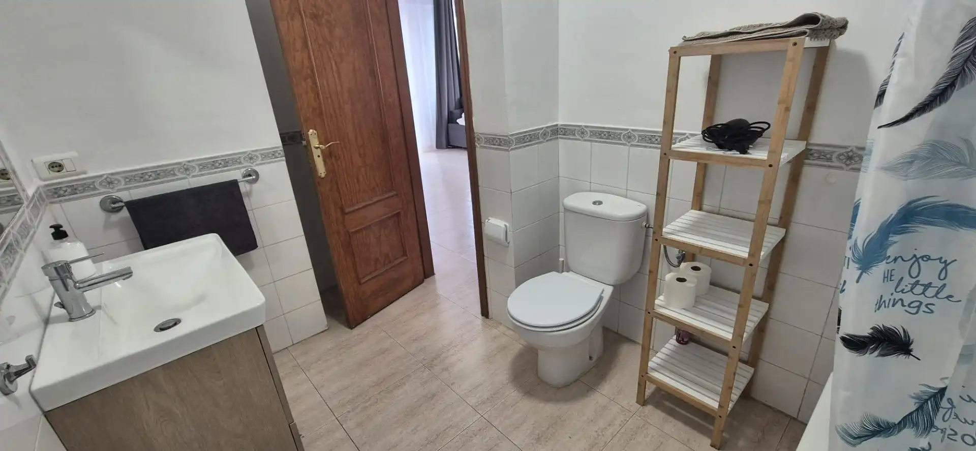 Bathroom of Flat for sale in Puerto de la Cruz  with Terrace, Furnished and Oven
