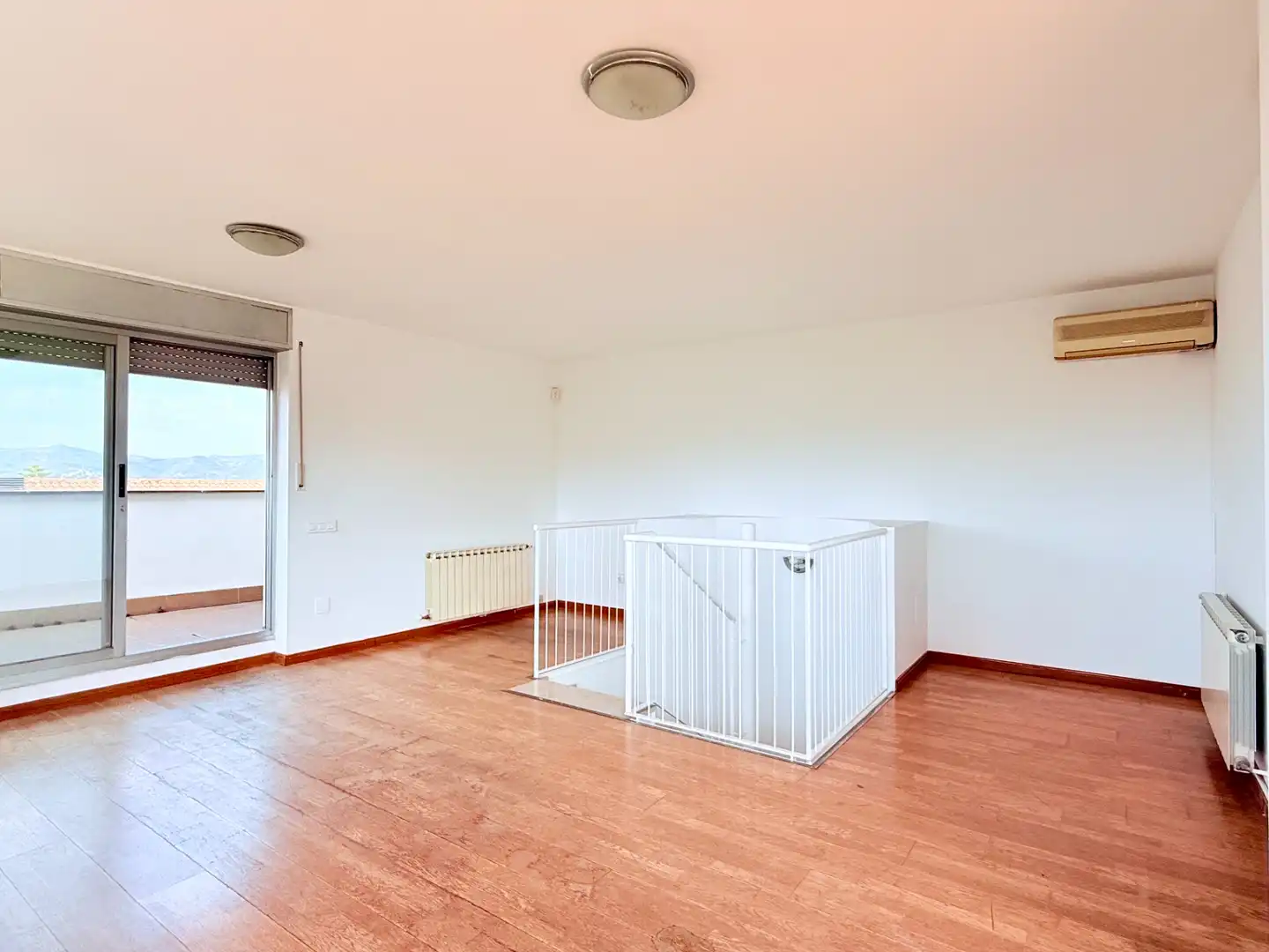 Terraza de Casa adosada de alquiler en Sant Feliu de Llobregat con Aire acondicionado, Calefacción y Jardín privado