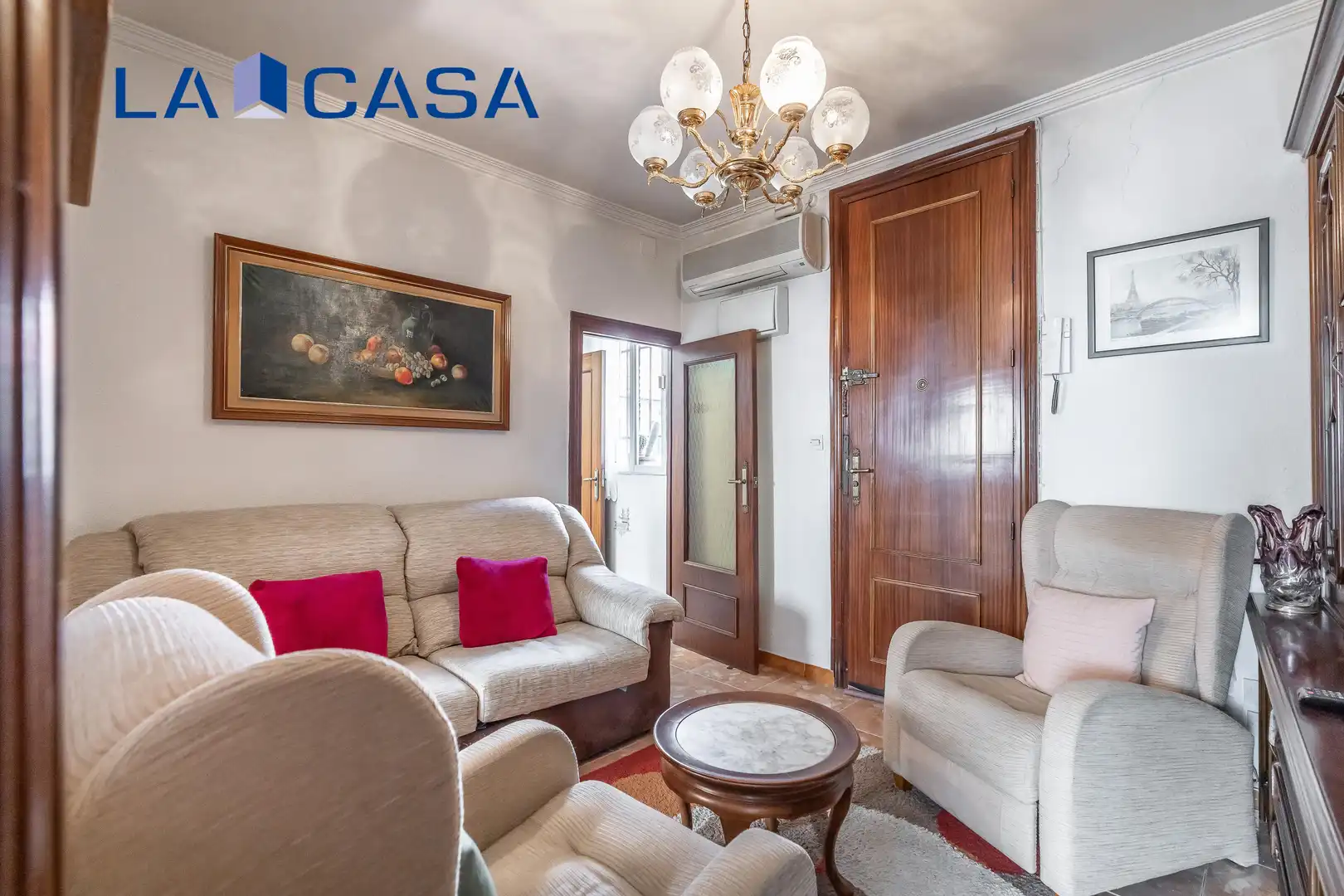 Sala d'estar de Pis en venda en Madrid