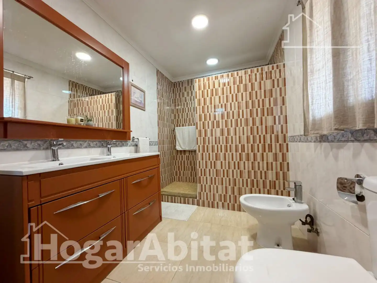 Baño de Casa o chalet en venta en Vilamarxant con Aire acondicionado, Jardín privado y Terraza