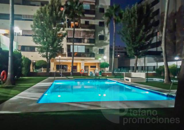 Piso en Venta en Bulevar Pilar Miró en Martín Carpena - Torre del Río