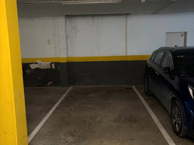 Garaje en Alquiler en Avinguda de Can Bellet, 37 en Volpelleres