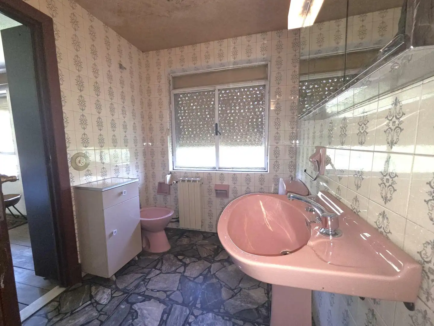 Baño de Ático en venta en Teverga con Amueblado y Balcón