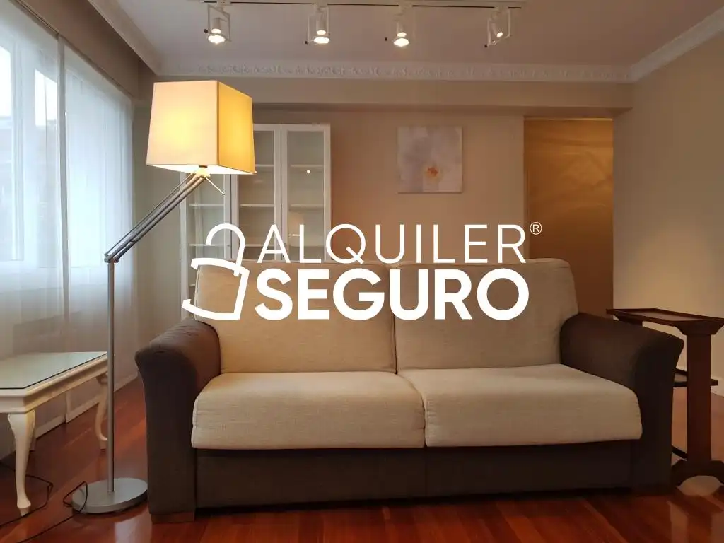 Wohnzimmer von Wohnung zur Miete in Bilbao  mit Heizung, Terrasse und Möbliert