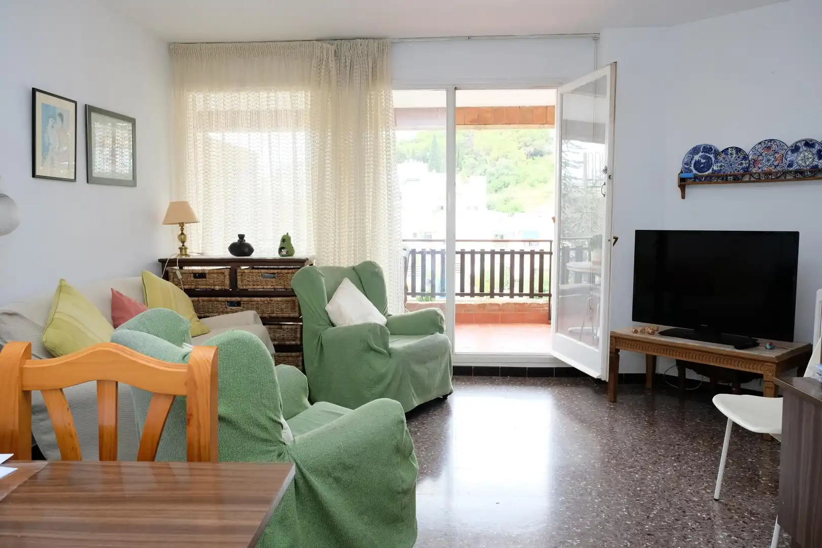 Sala de estar de Apartamento de alquiler en Caldes d'Estrac con Calefacción, Jardín privado y Terraza