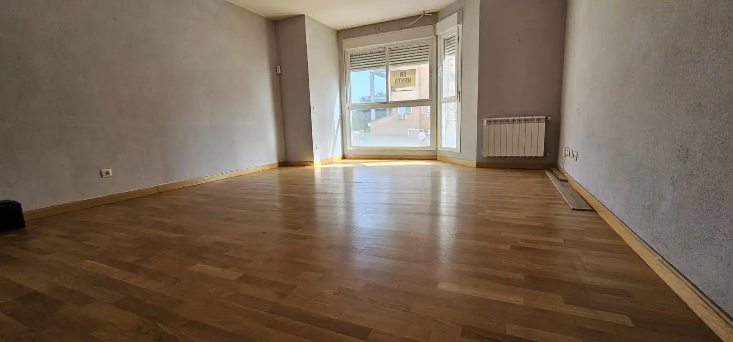Sala d'estar de Pis en venda en Valdemoro amb Aire condicionat, Terrassa i Traster