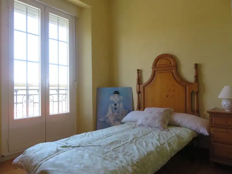 Habitación de Casa o chalet en venta en Cuadros con Calefacción y Trastero