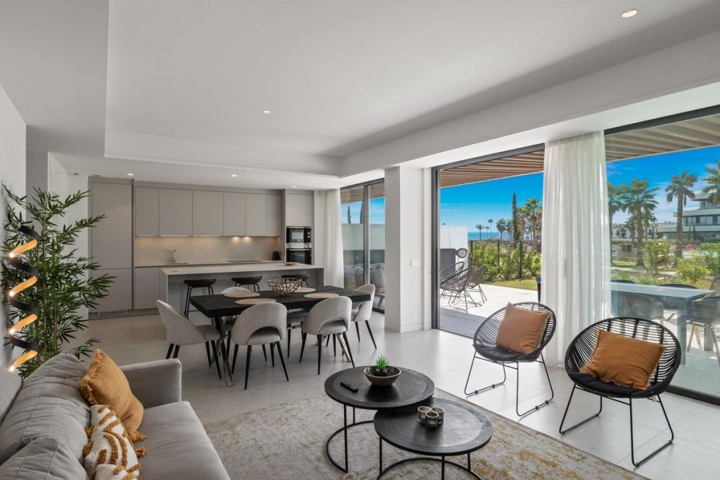 Living room of Planta baja for sale in Torremolinos  with Air Conditioner, Terrace and Furnished