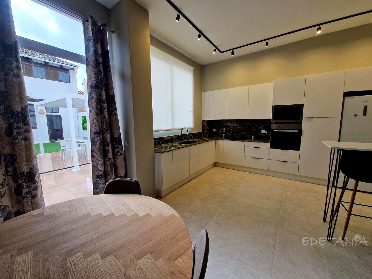 Cuina de Casa o xalet de lloguer en Albalat dels Sorells amb Aire condicionat, Terrassa i Moblat