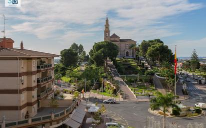 Vista exterior de Pis en venda en Motril amb Balcó