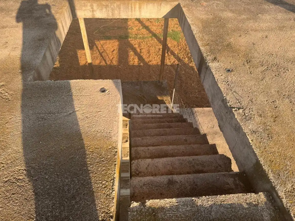 Casa adosada en venta en Calera y Chozas