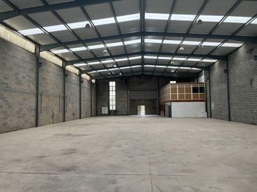 Nau industrial de lloguer a Rúa dos Carros 1