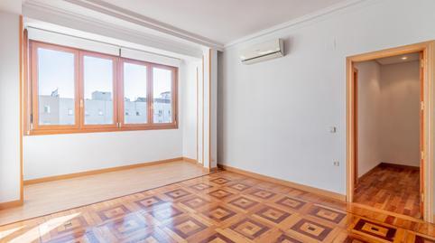 Foto 4 de Piso en venta en Calle Narvaez, Ibiza de Madrid,  Madrid Capital