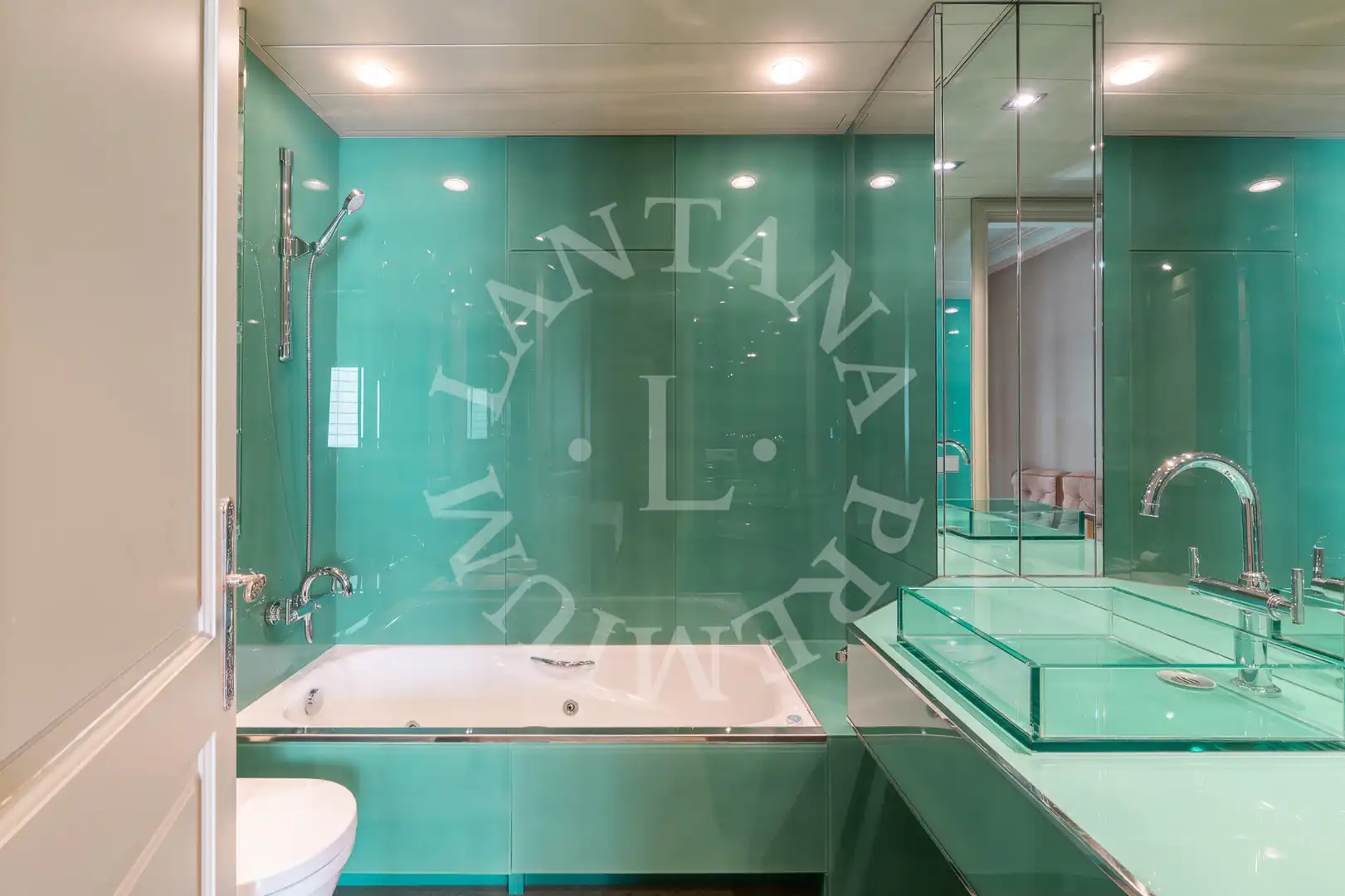 Baño de Piso en venta en Barcelona con Aire acondicionado, Calefacción y Parquet