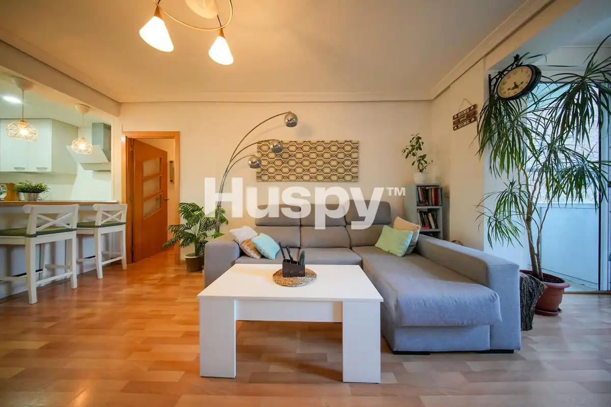 Wohnzimmer von Erdgeschoss zum Verkauf in Villafontana - Estoril I