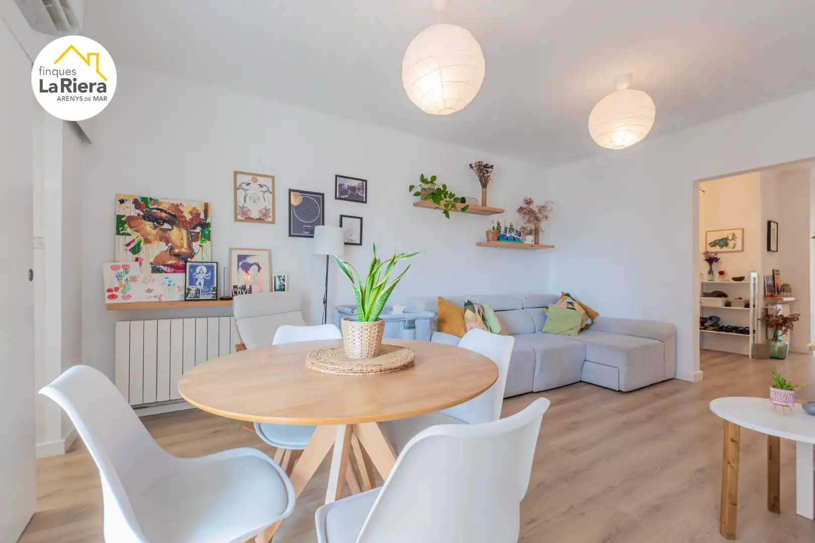 Sala de estar de Piso en venta en Arenys de Mar con Parquet y Balcón