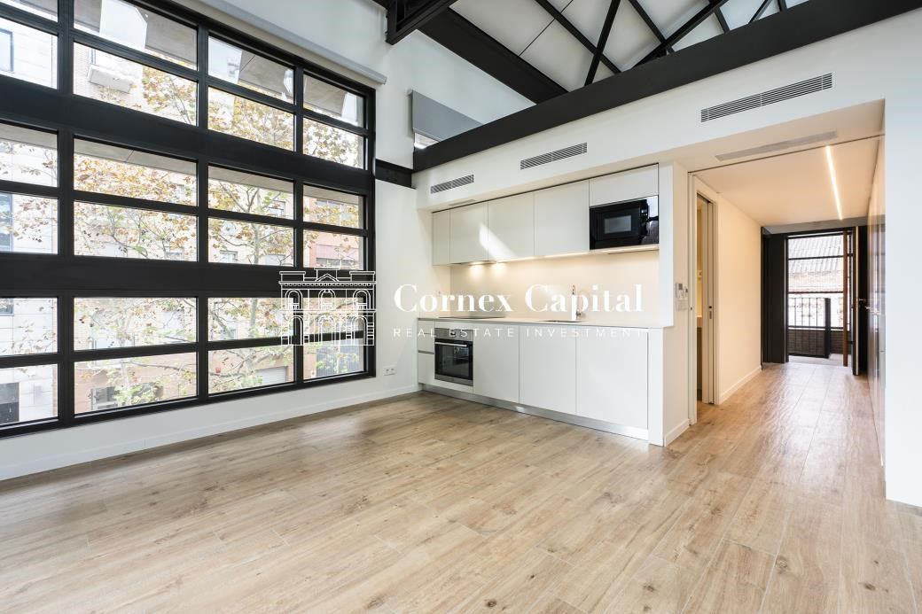 Vista exterior de Pis en venda en  Barcelona Capital amb Aire condicionat i Calefacció