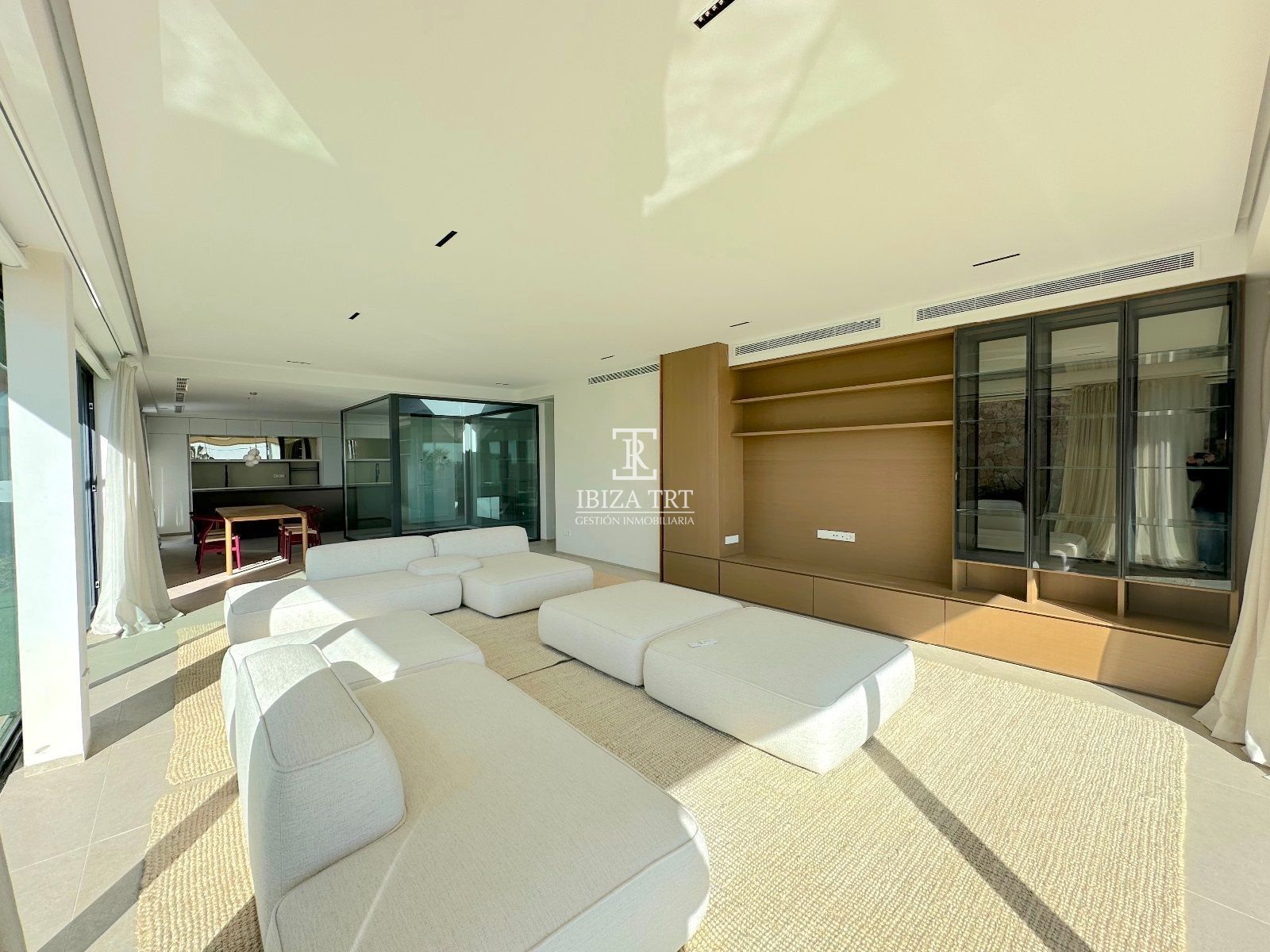 Sala d'estar de Casa o xalet en venda en Santa Eulària des Riu amb Aire condicionat, Jardí privat i Terrassa