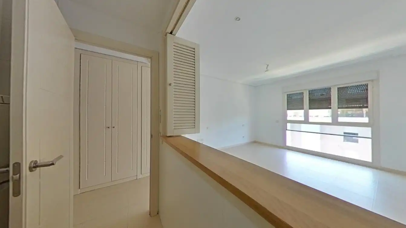 Bedroom of Apartments for sale in Madrid  with Air Conditioner, Storage room and Washing machine