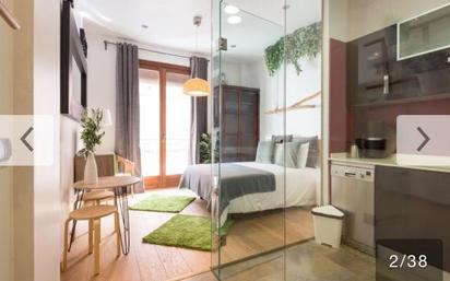 Dormitori de Apartament de lloguer en Málaga Capital amb Aire condicionat i Moblat