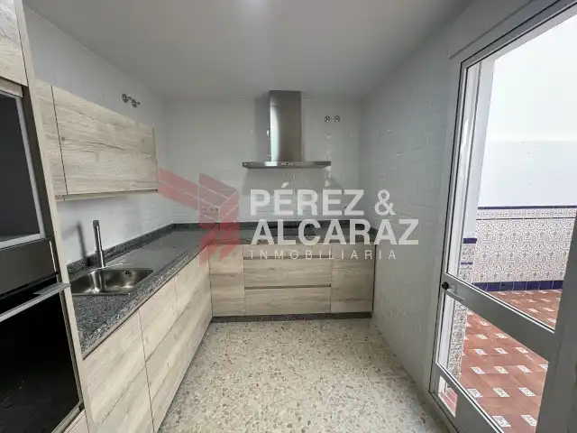 Casa amb terrassa en venda a Calle Guatemala