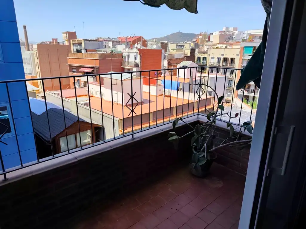 Terrassa de Pis en venda en Barcelona amb Aire condicionat, Calefacció i Jardí privat