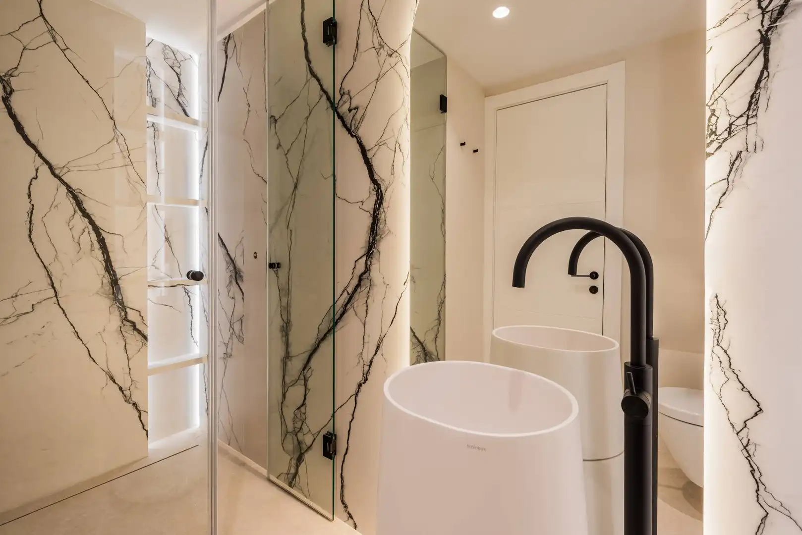 Bany de Àtic en venda en Marbella amb Aire condicionat, Jardí privat i Terrassa