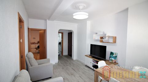 Foto 3 de Piso en venta en Calle Tres Carabelas, 17, El Carmen - Cardeñas, Huelva Capital