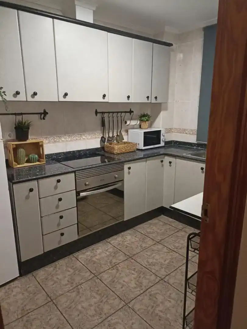 Küche von Maisonette zur Miete in Valencia mit Klimaanlage, Abstellraum und Möbliert