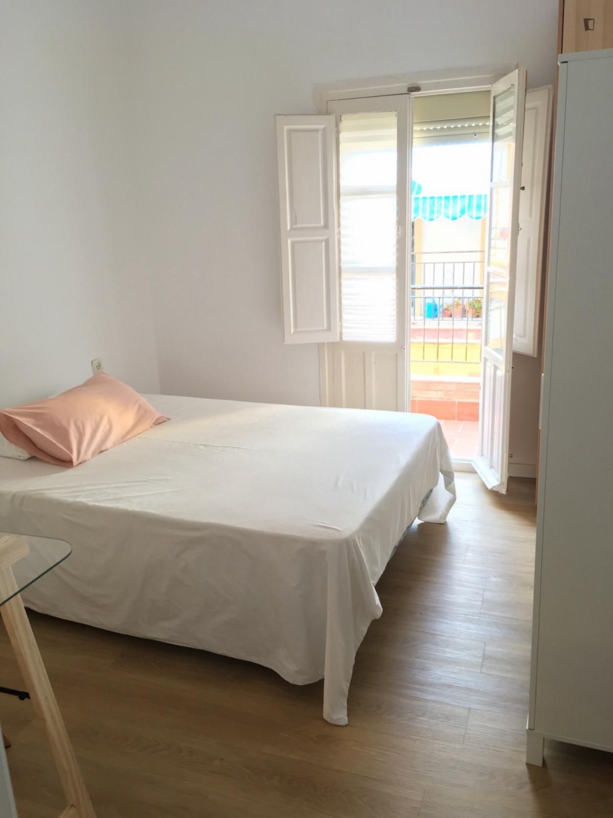 Casa o xalet per a compartir a Triana Este
