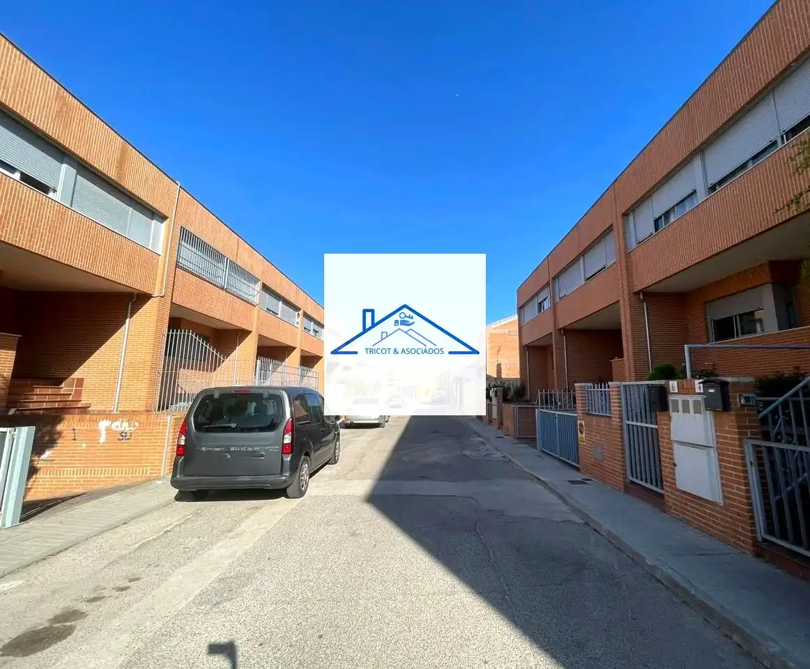 Vista exterior de Casa o chalet en venta en Quismondo con Jardín privado y Terraza