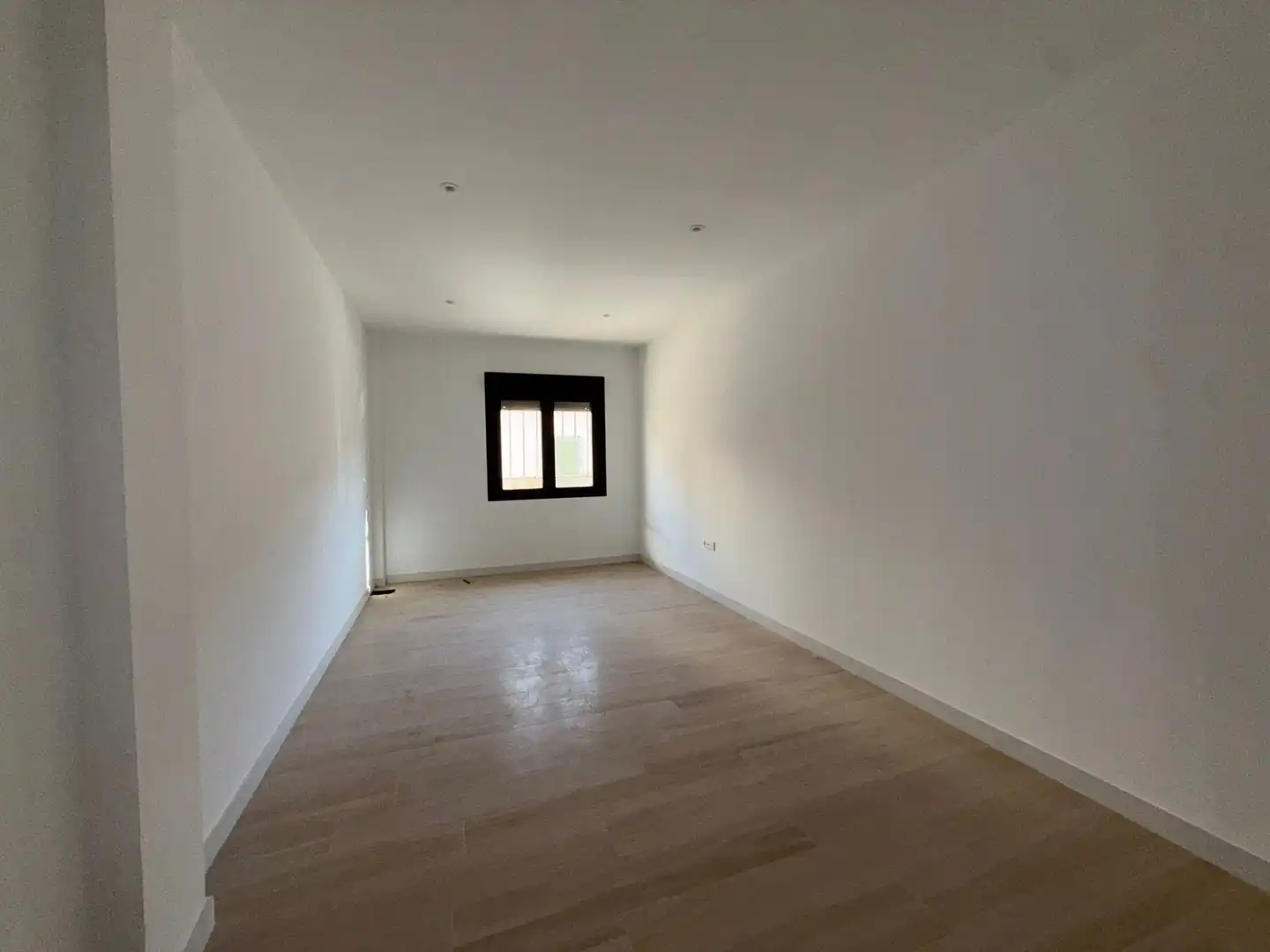 Piso en venta en Tomelloso con Aire acondicionado, Calefacción y Jardín privado