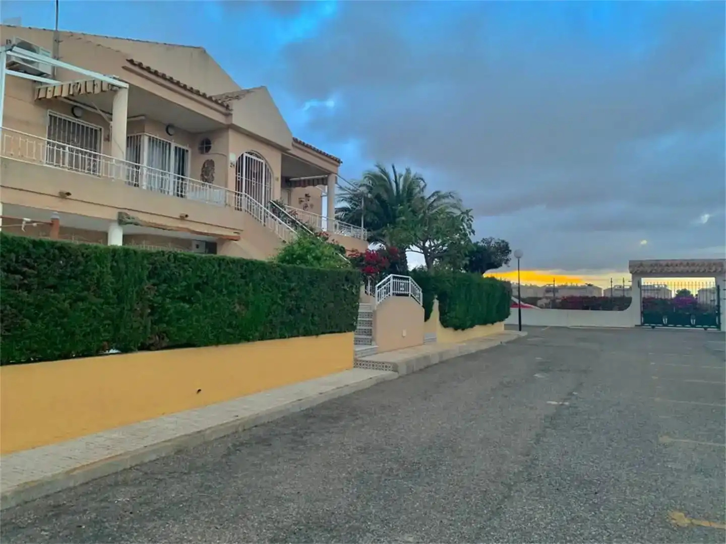 Vista exterior de Planta baixa en venda en Torrevieja