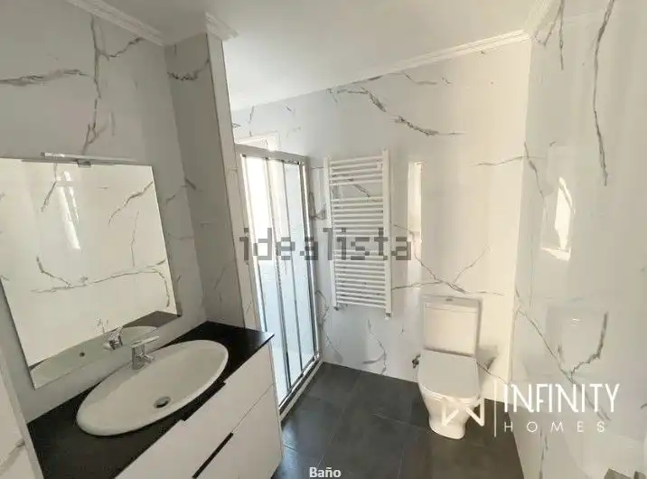 Baño de Piso de alquiler en Bilbao  con Calefacción