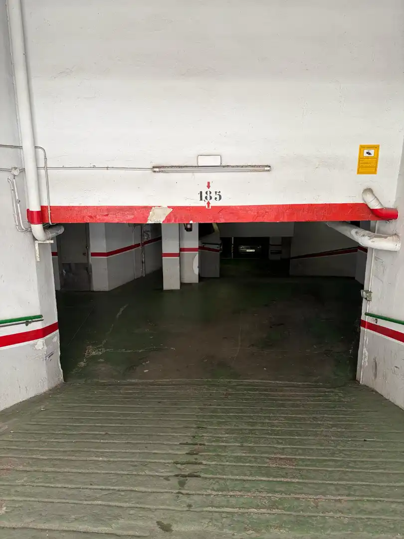Parkplatz von Wohnung zum Verkauf in Santander mit Heizung, Parkett und Terrasse