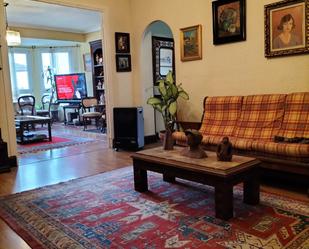 Sala d'estar de Pis en venda en Zarautz amb Calefacció, Parquet i Terrassa