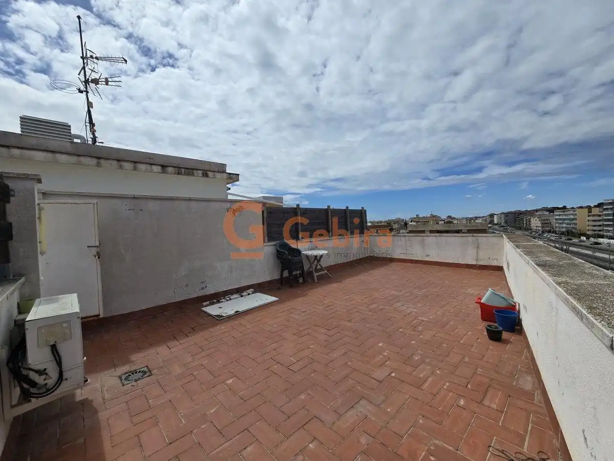 Terraza de Piso en venta en Cunit con Terraza y Piscina comunitaria