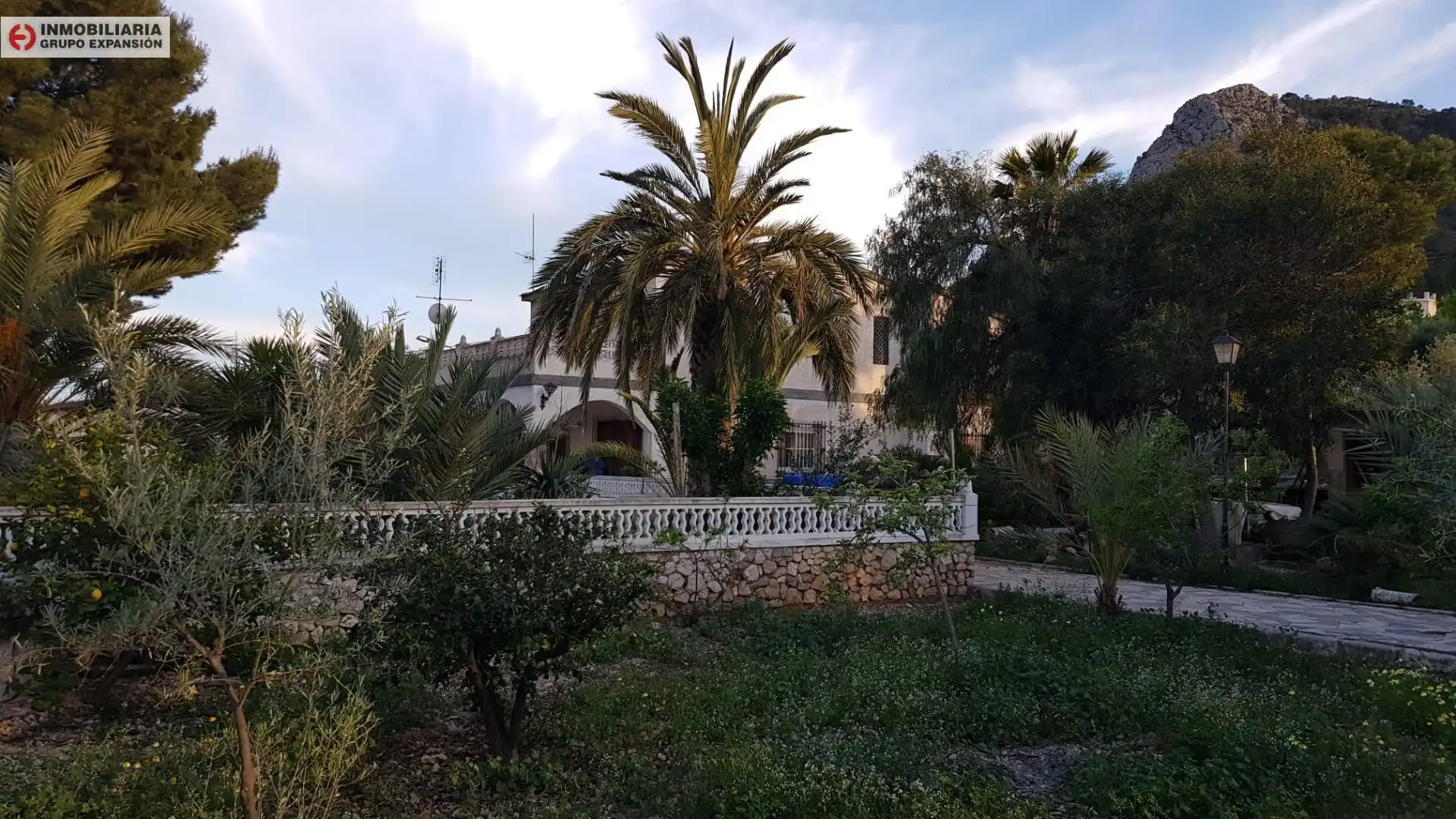 Vista exterior de Casa o xalet en venda en Aspe amb Jardí privat, Terrassa i Traster