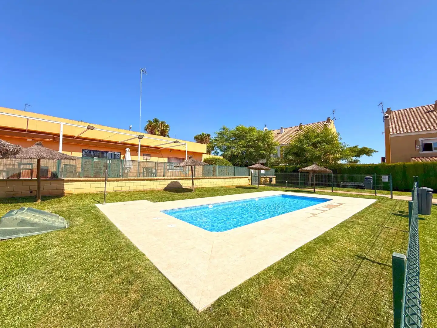 Casa bifamiliare con terrazza in vendita a Espartinas Pueblo, imagen 29