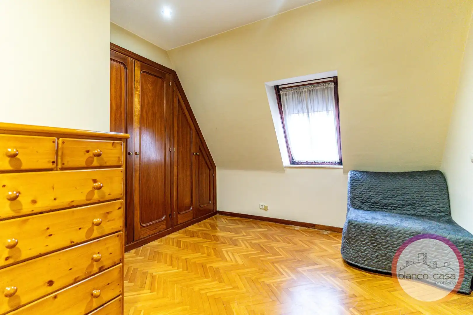 Bedroom of Flat for sale in Carballo  with Heating and Alarm