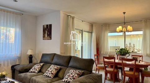 Foto 2 de Casa adosada en venda a Sant Gregori, Girona