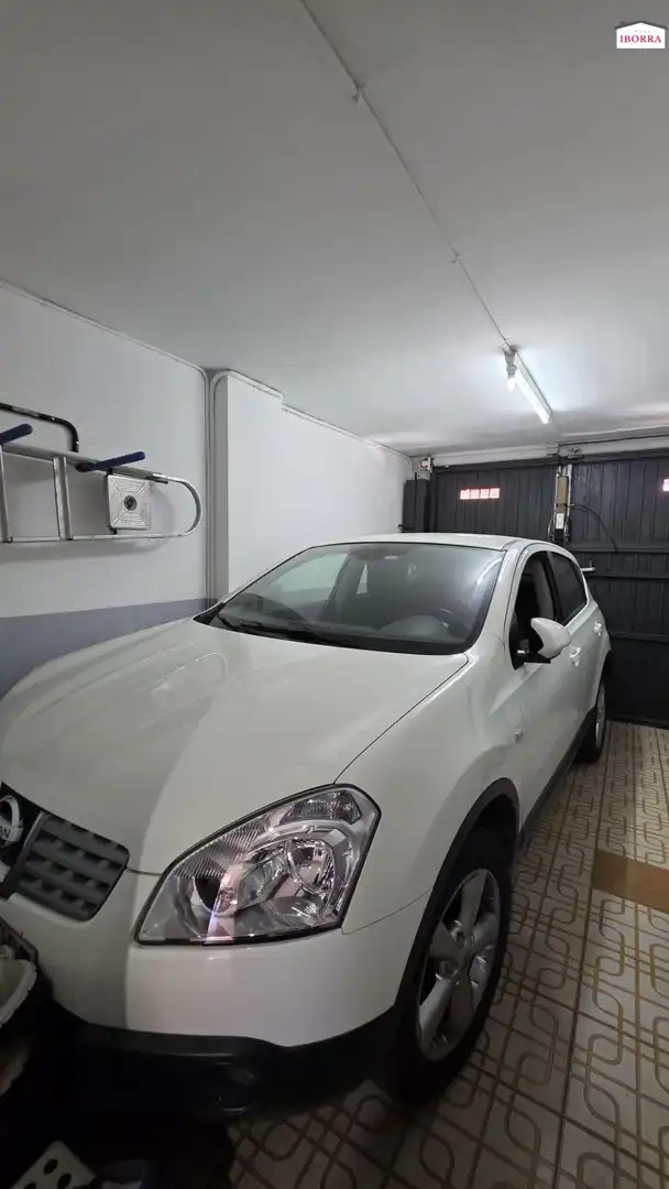 Parking de Casa adosada en venta en Tordera con Calefacción, Jardín privado y Terraza