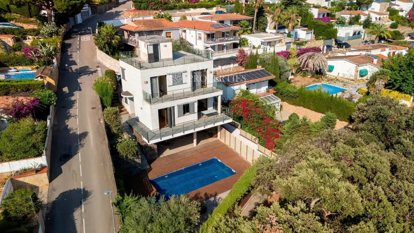 Vista exterior de Casa o xalet en venda en Lloret de Mar amb Aire condicionat, Calefacció i Terrassa