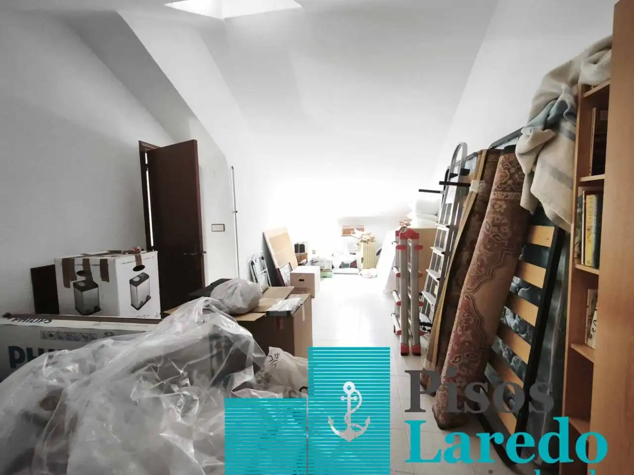 Casa adosada en venda en Laredo amb Calefacció, Jardí privat i Parquet