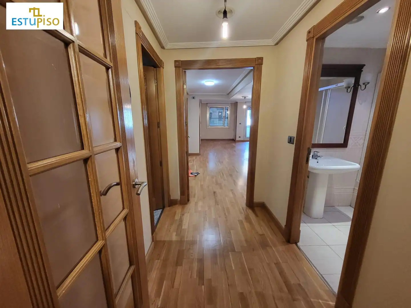 Flat for rent in León Capital   with Balcony