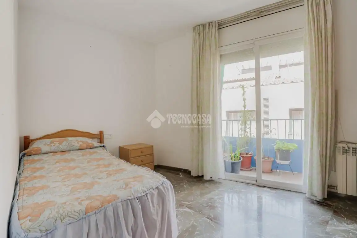 Habitación de Piso en venta en Rubí con Calefacción, Parquet y Amueblado