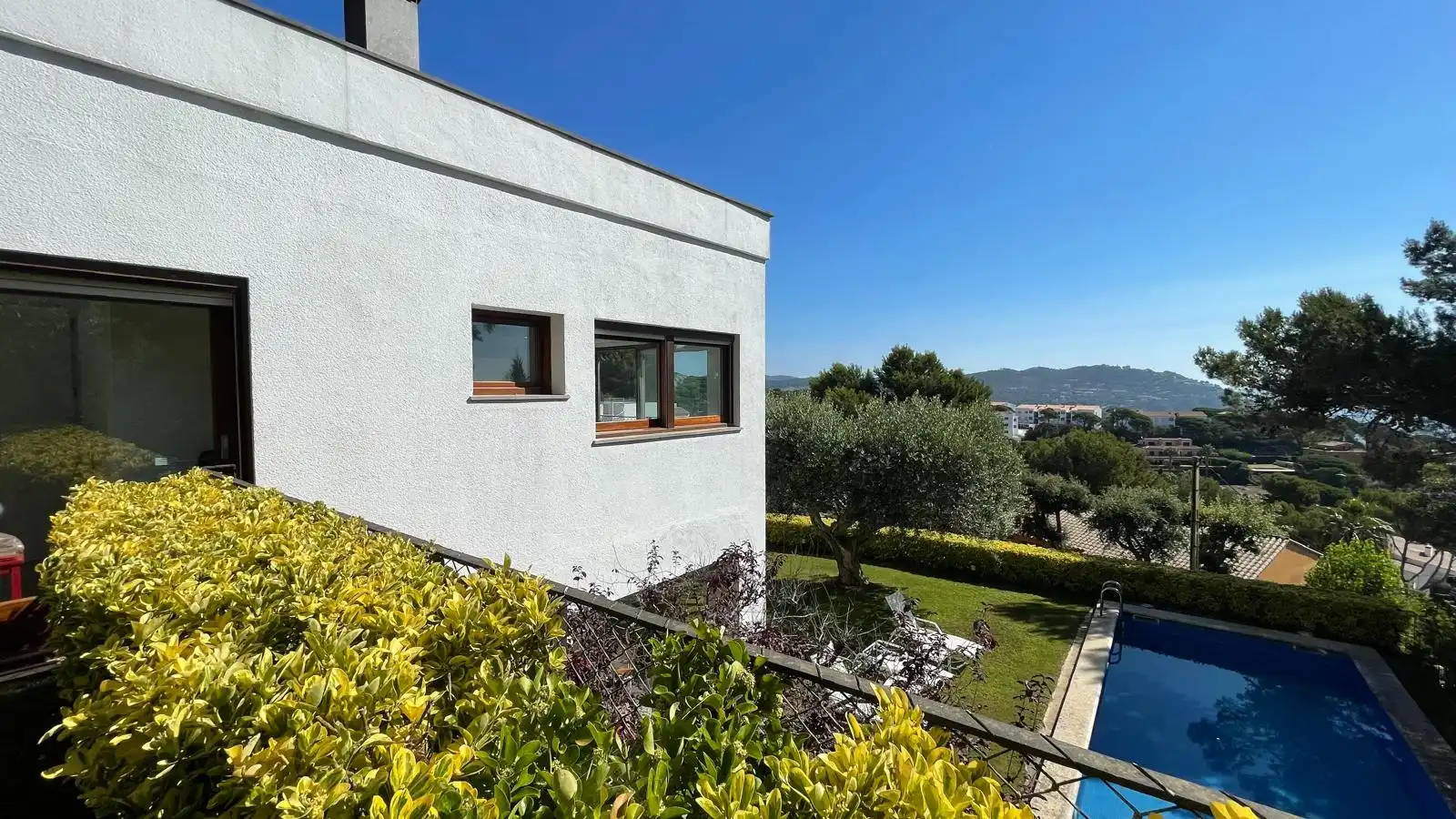 Vista exterior de Casa o xalet en venda en Palafrugell amb Jardí privat, Terrassa i Traster